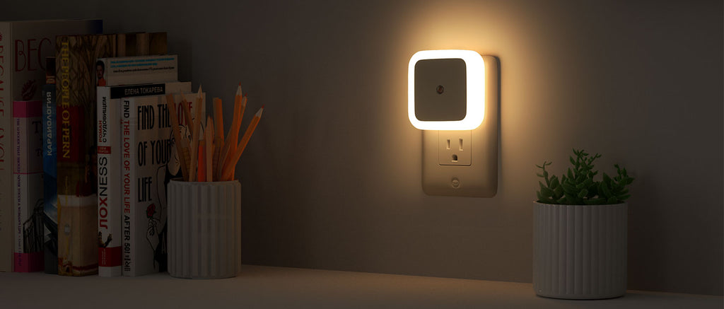 Sujeet LED Night Light 8-Pack – Dusk to Dawn Plug-In Night Lights with Auto Sensor, Warm White Night Lamp for Bedroom, Bathroom & Hallway